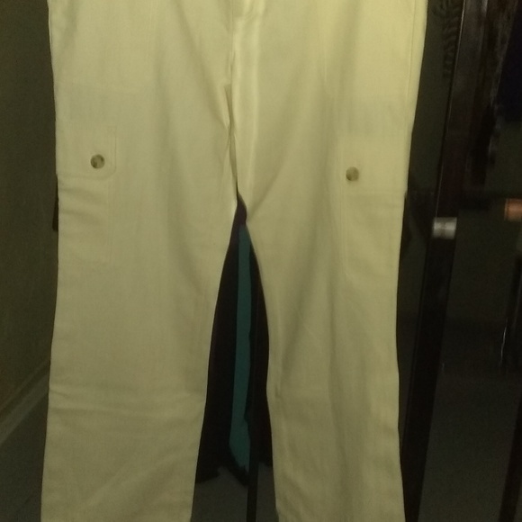 Pants - Picture 2 of 4